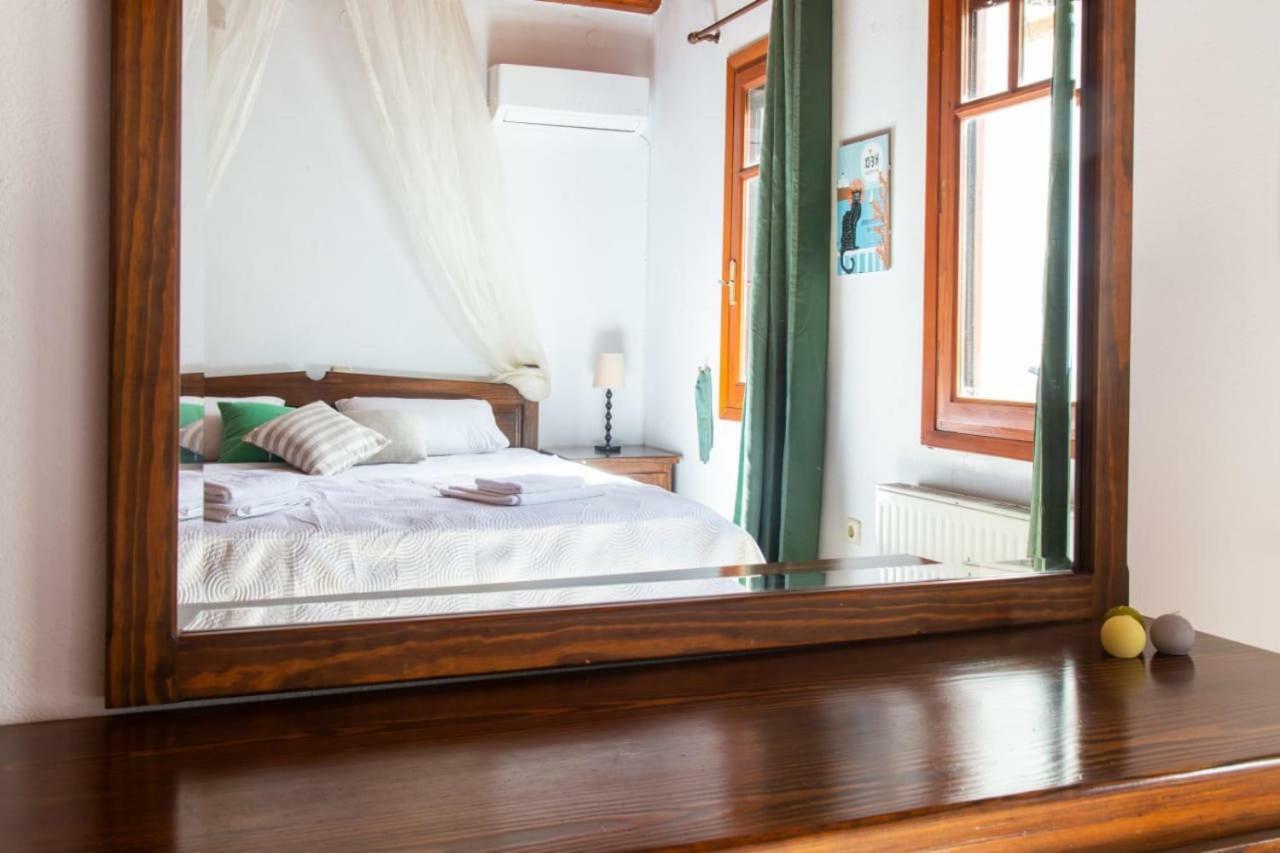 Sun Holiday House Pisses Exterior photo